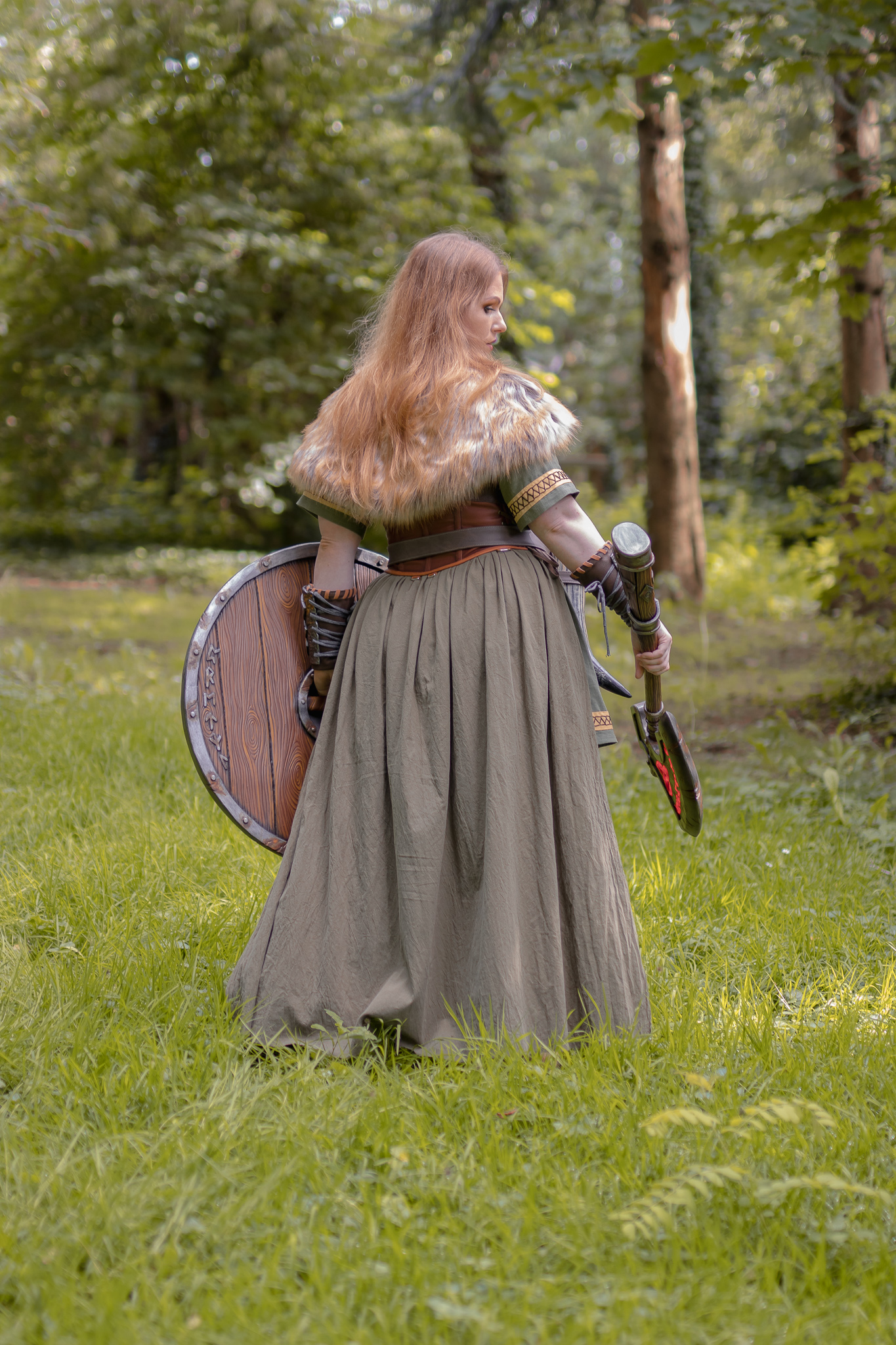 Women`s Viking Warrior Princess Costume Helmet Nordic Barbarian Lady Fancy  Dress
